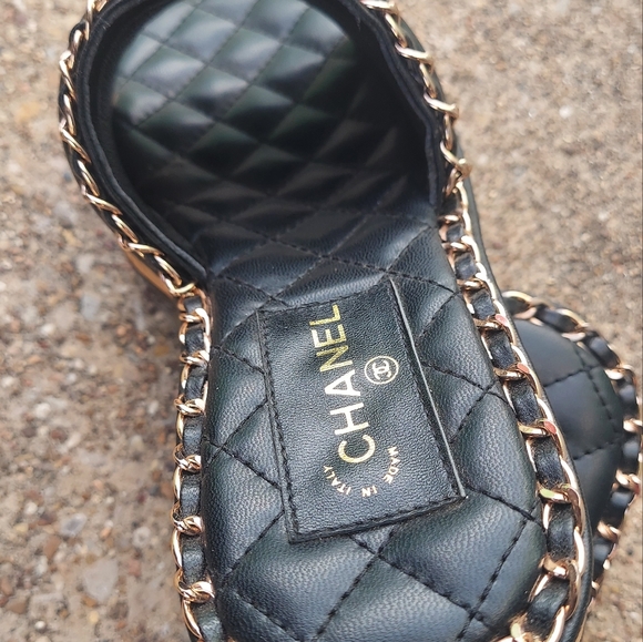 CHANEL Mule sandals size 36C - Picture 7 of 11